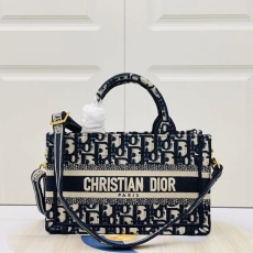 Christian Dior Shopping Bags